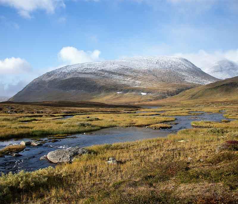 Abisko National Park - Lapland gem, famed for its Northern Lights, offers splendid aurora views and wilderness adventures.