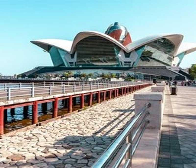 Baku Boulevard, presenting the vibrant seafront promenade with parks, attractions, and sweeping views of the Caspian Sea.