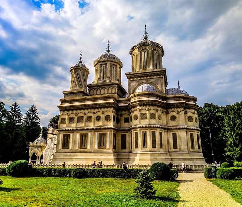 Curtea de Argeș - Home to the stunning Argeș Monastery, an architectural masterpiece and royal necropolis.