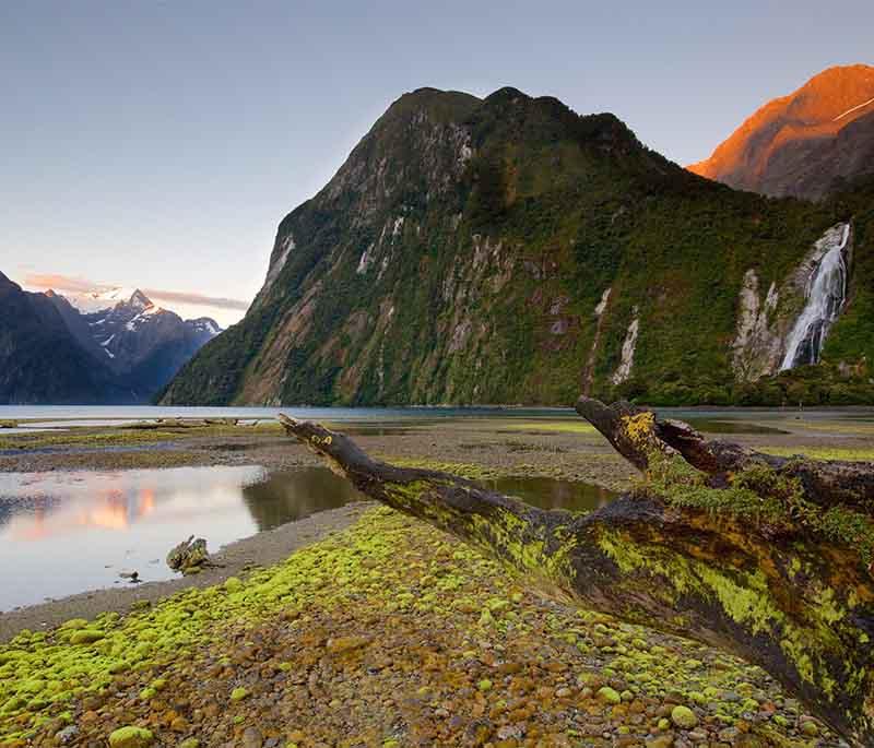 Fiordland National Park, Southland: Renowned for Milford Sound, Doubtful Sound, and stunning landscapes.