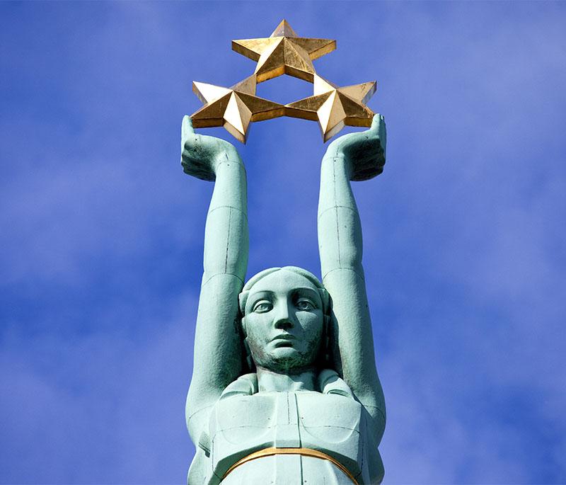 Freedom Monument in Riga: A symbol of Latvian independence, honoring soldiers who fought for freedom.