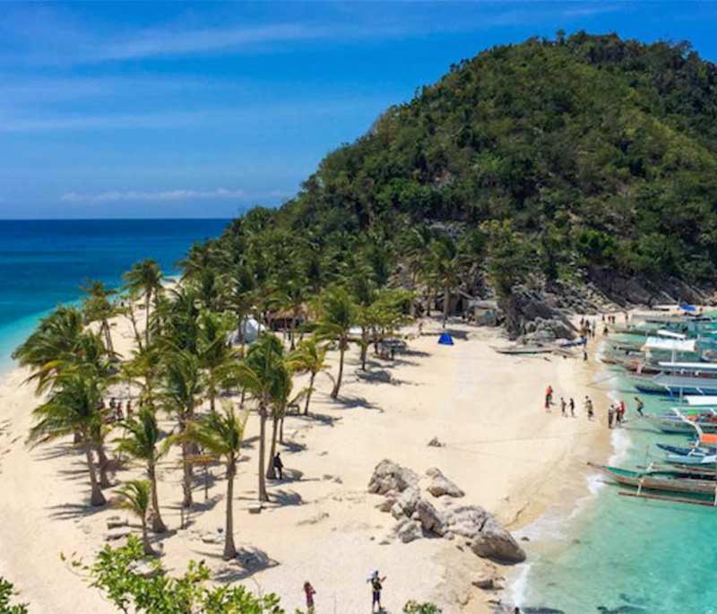 Gigantes Islands - A group of islands known for their stunning beaches, crystal-clear waters, and hidden lagoons.