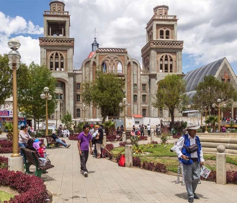 Huaraz - A city in the Andes, popular for trekking and mountaineering in the stunning Cordillera Blanca range.