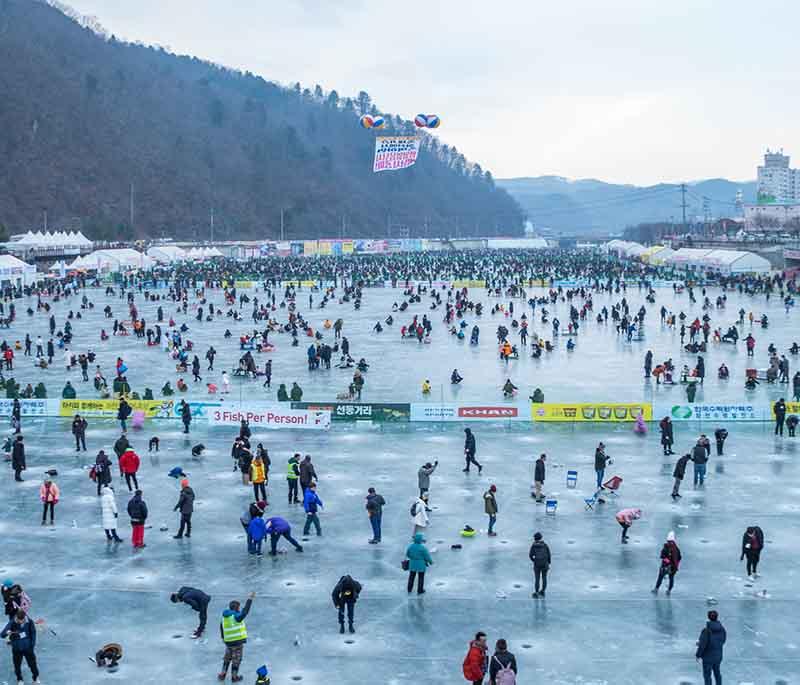 Hwacheon Sancheoneo Ice Festival, Hwacheon - An annual winter festival featuring ice fishing and winter activities.