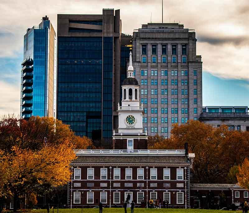 Independence Hall, Philadelphia: Site where the Declaration of Independence and US Constitution were adopted.