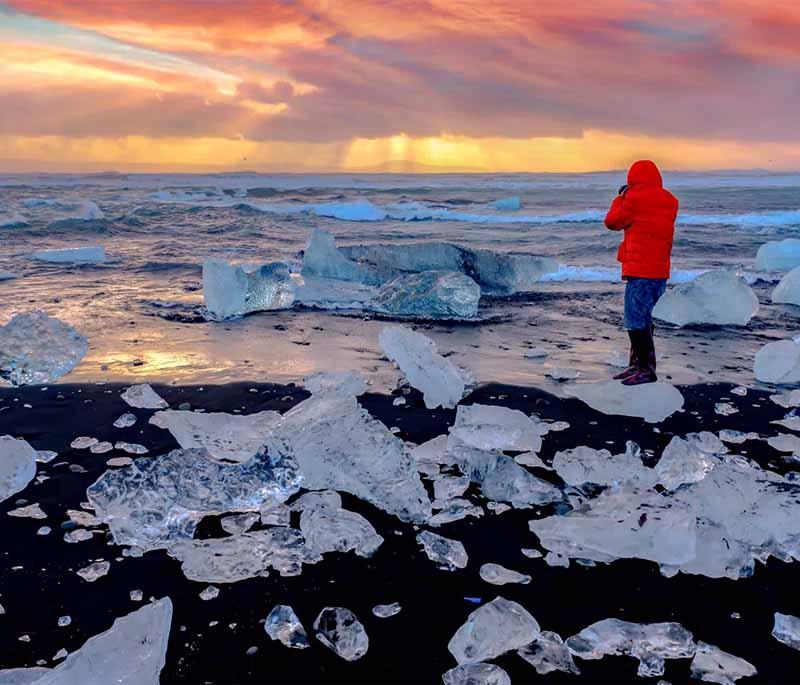 Jokulsarlon Glacier Lagoon, a glacial lagoon filled with floating icebergs, near Vatnajokull National Park.