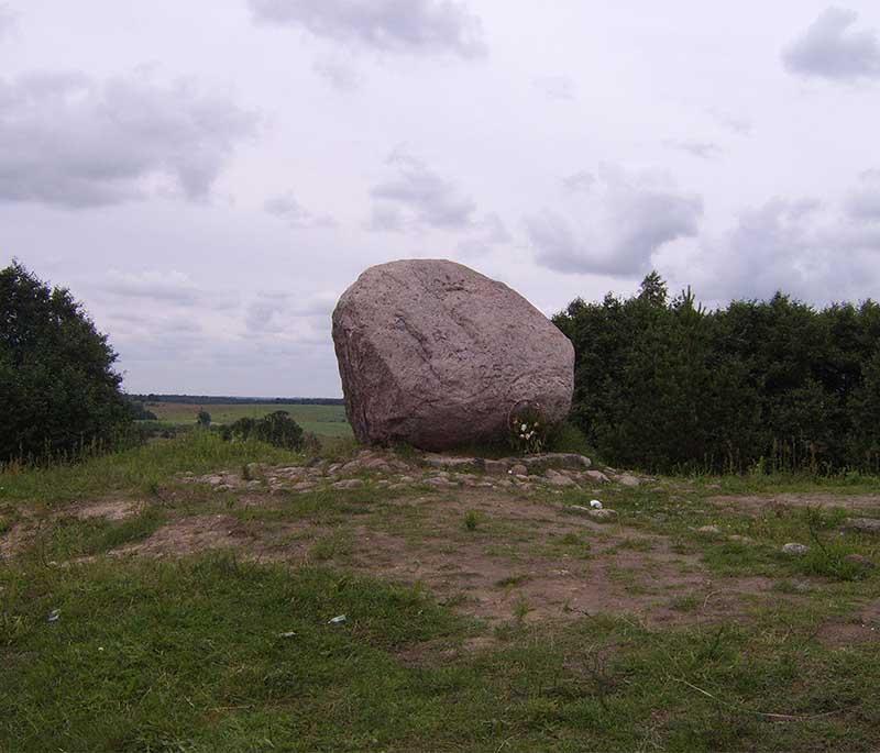 Juozapines Park - A park in Vilnius known for its natural beauty, recreational facilities, and relaxing atmosphere.