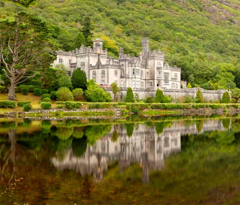 Kylemore Abbey, County Galway, a Benedictine monastery and popular tourist attraction with stunning architecture and gardens.