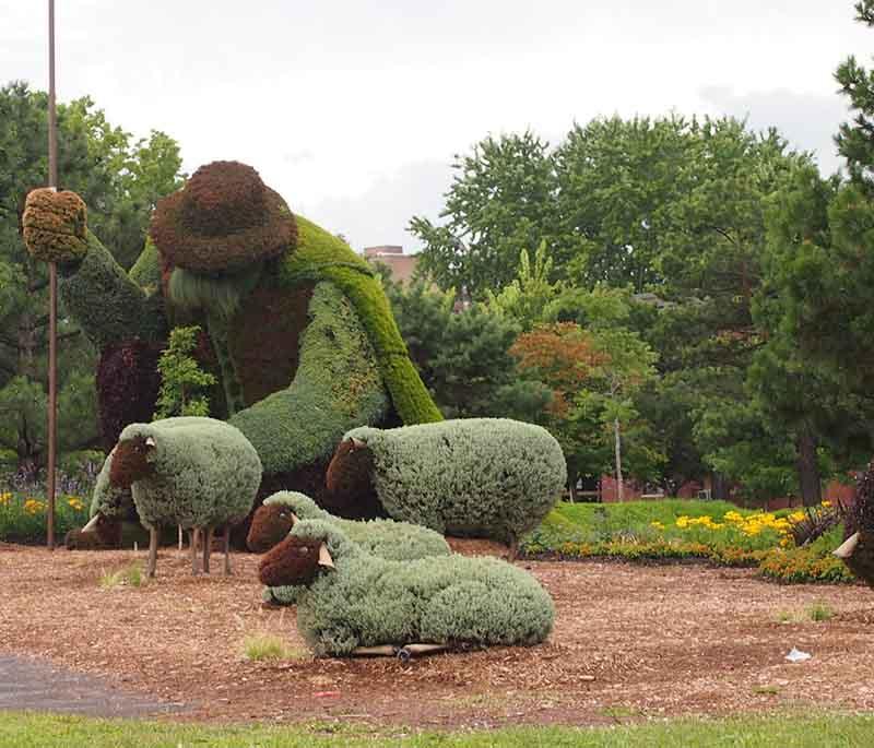 Montreal Botanical Garden, with themed gardens and a significant insectarium, providing an extensive botanical collection.