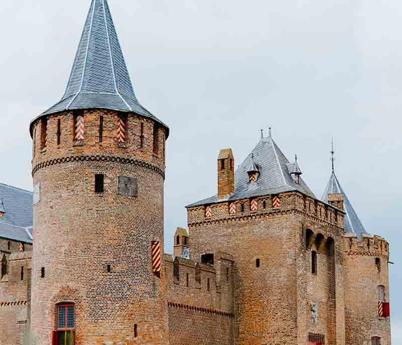 Muiderslot Castle, Muiden - A well-preserved medieval castle offering tours, events, and beautiful gardens.