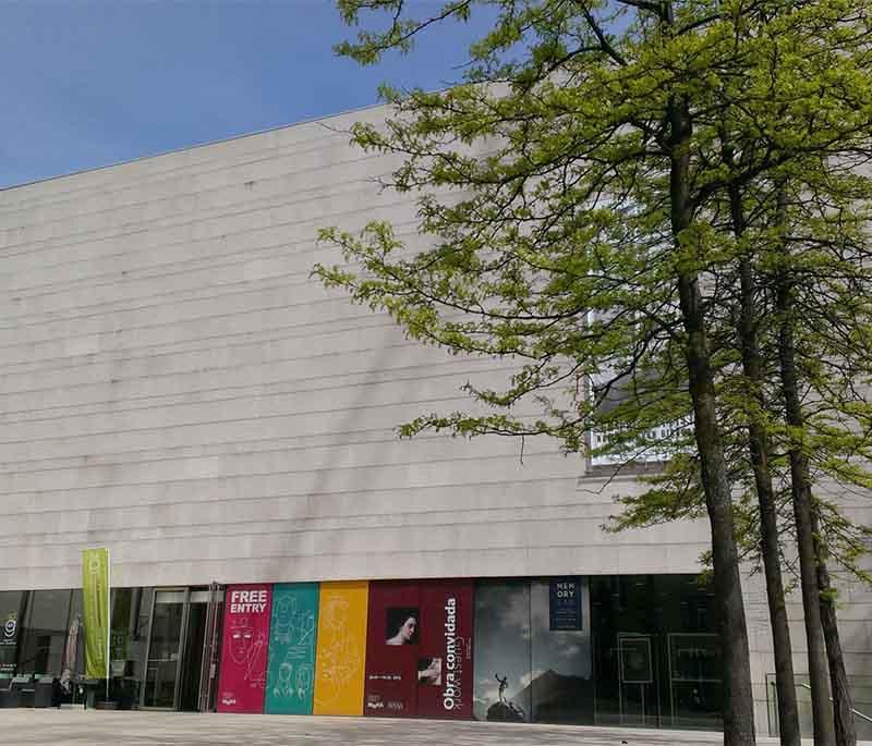Musée d'Histoire de la Ville de Luxembourg: Discover the city's history through interactive exhibits.