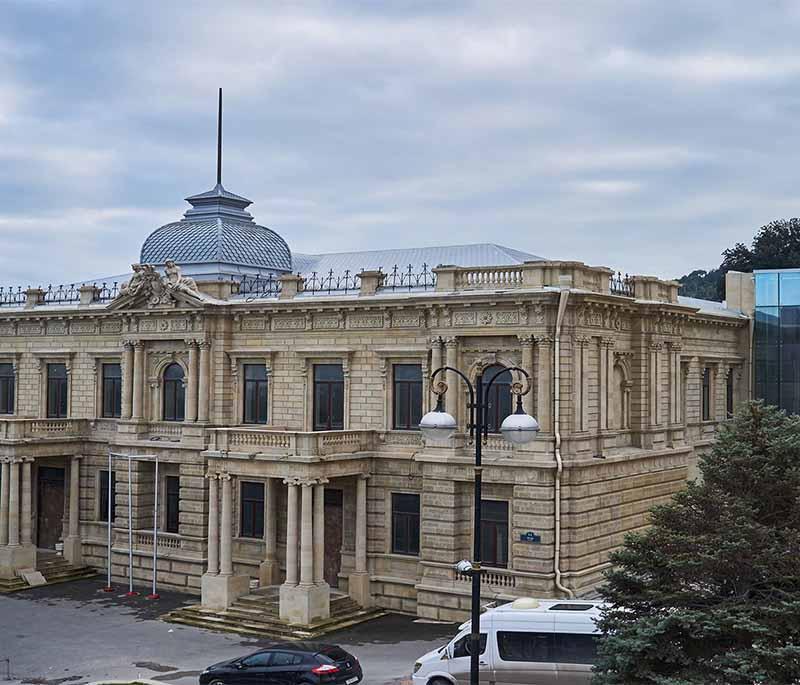 National Art Museum of Azerbaijan, Baku: Capturing the extensive collection of Azerbaijani art in a classical building.