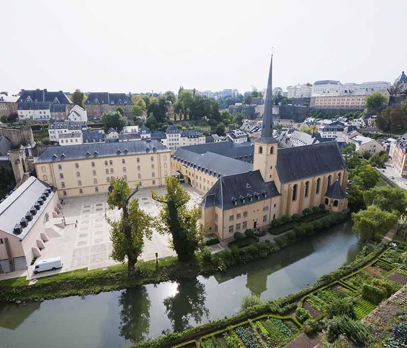 Neumunster Abbey: Immerse yourself in cultural events and exhibits at this historic center and venue.