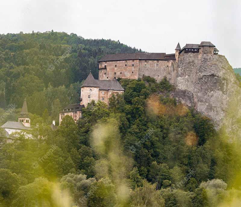 Orava Castle - A picturesque fortress on a high rock above the Orava River, famous for its medieval architecture and exhibits