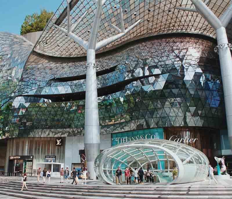 Orchard Road - A famous shopping street lined with malls, boutiques, and restaurants, known for its vibrant atmosphere.