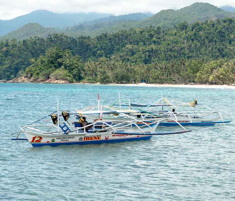 Palawan Beach - A family-friendly beach on Sentosa Island, known for its white sands and calm waters.