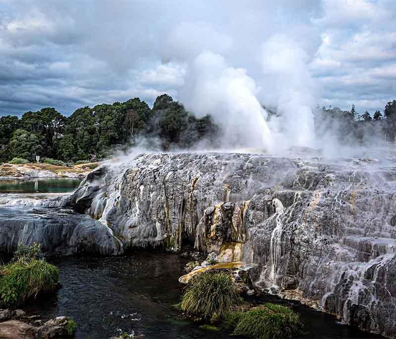 Pohutu Geyser, Rotorua - The largest active geyser in the southern hemisphere, located in the Whakarewarewa Thermal Valley.