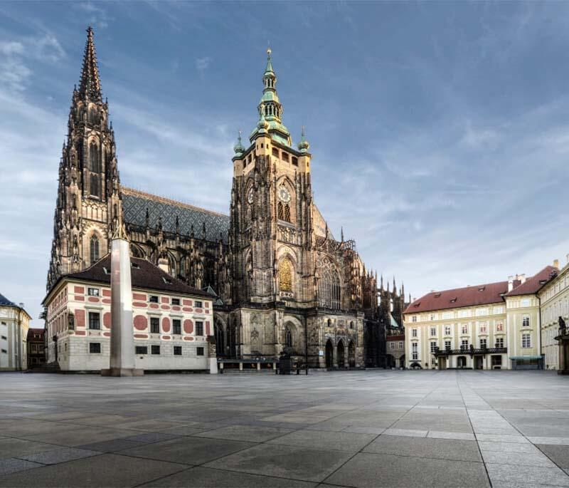 Prague Castle, the largest ancient castle in the world, with stunning architecture, historical exhibits, and gardens.