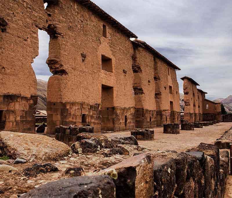 Raqchi - An archaeological site featuring the Temple of Wiracocha, dedicated to an important Inca deity.