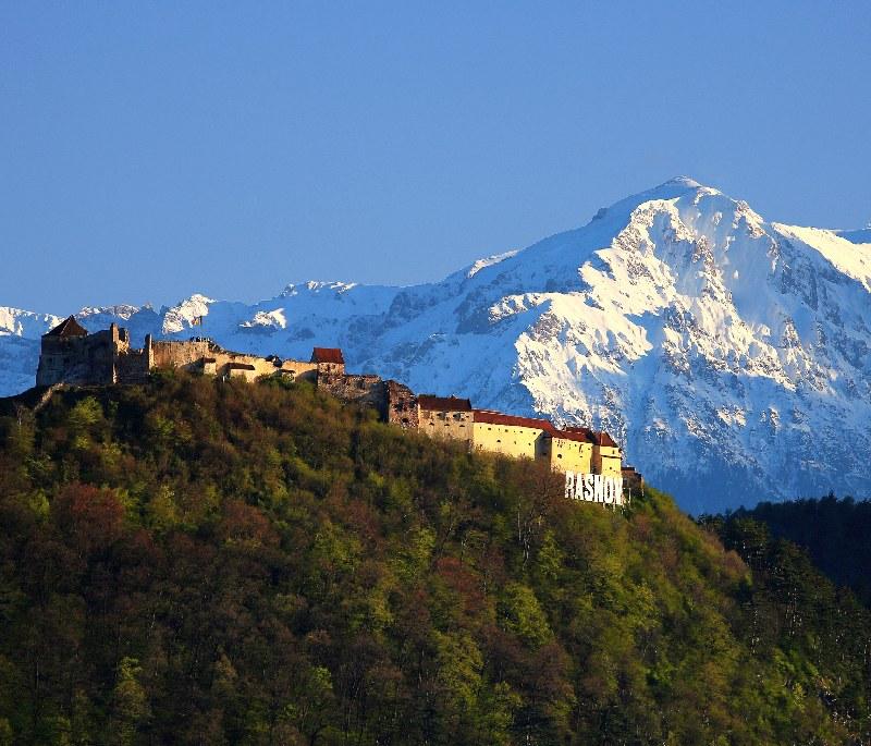 Râșnov Citadel - A historic fortress near Bran Castle, offering insights into medieval life and stunning views.