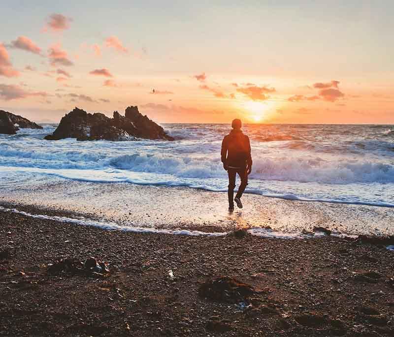 Royal National Park in Sydney features scenic trails and diverse landscapes for outdoor enthusiasts.