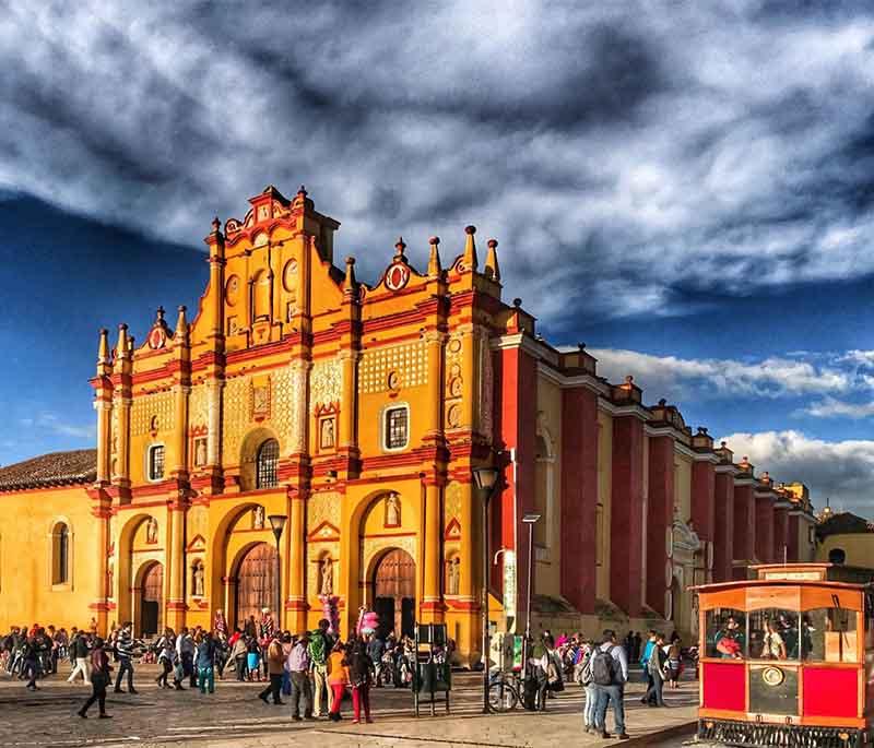 San Cristobal de las Casas, Chiapas - Charming town, indigenous cultures, colonial architecture, craft markets.