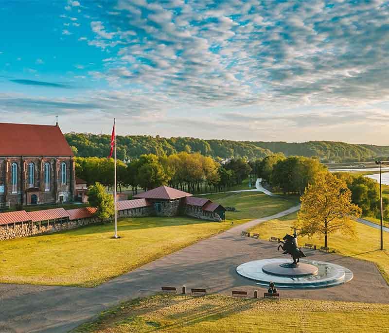 Santaka Park: Large park in Kaunas where the Neris and Nemunas rivers meet, offering recreational facilities.