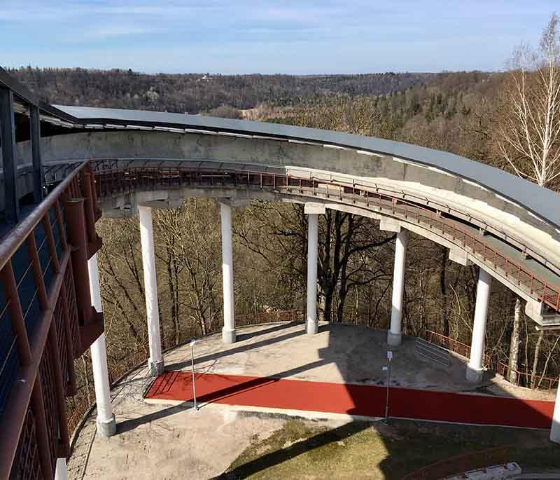 Sigulda Bobsleigh, Luge, and Skeleton Track: Sigulda's Olympic-standard track offers thrilling rides.