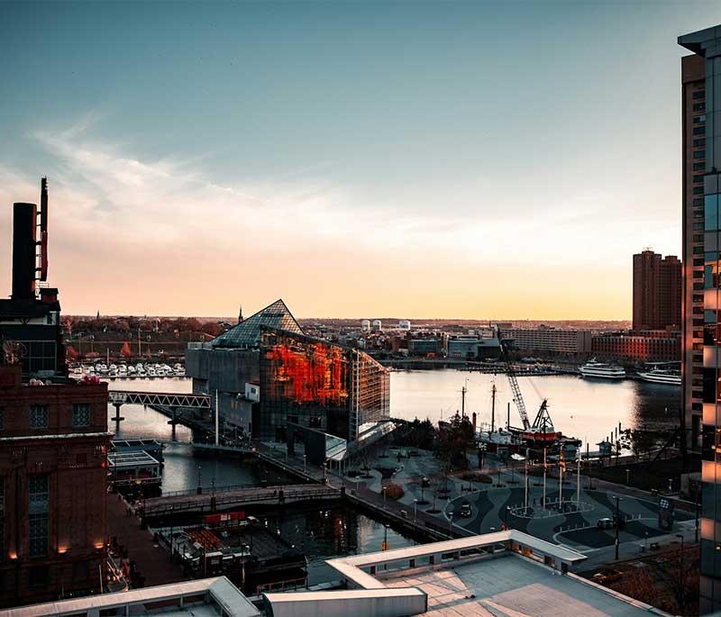 National Aquarium: Renowned aquarium in Baltimore featuring diverse marine life exhibits and educational programs.