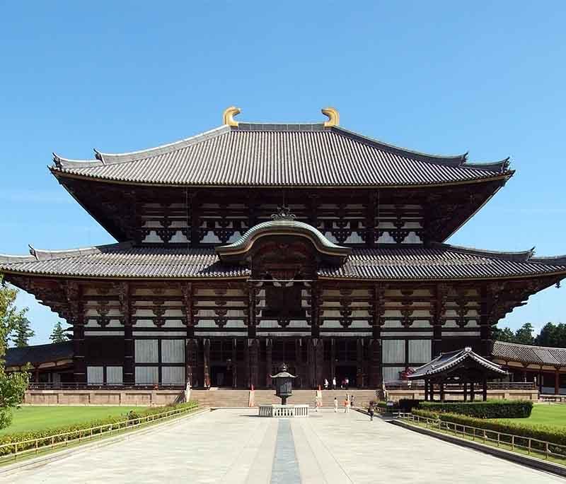 Todai-ji Temple, Nara, one of Japan's most famous temples, home to the world's largest bronze Buddha statue.