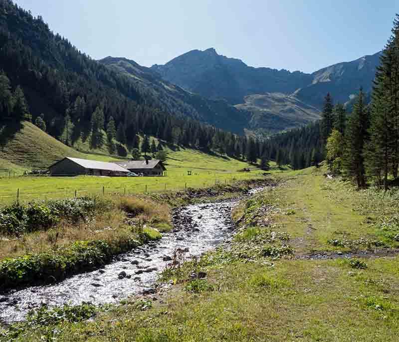 Valuna Cable Car - A cable car offering access to stunning mountain views, hiking trails, and fresh air.