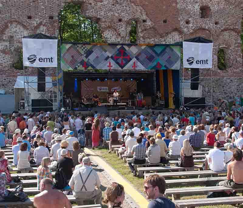 Viljandi Folk Music Festival, annual event celebrates traditional and contemporary folk music in Viljandi.