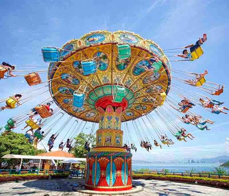 Vinpearl Land: Popular amusement park and resort on Phu Quoc Island, offering entertainment and recreational activities.