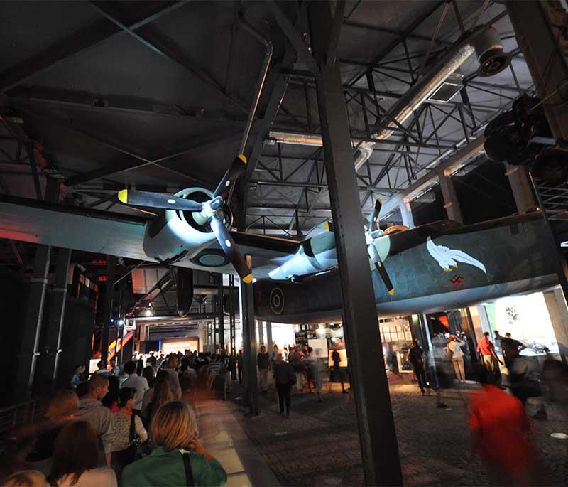 Warsaw Uprising Museum - Museum commemorating the 1944 Warsaw Uprising against Nazi occupation, featuring exhibits.