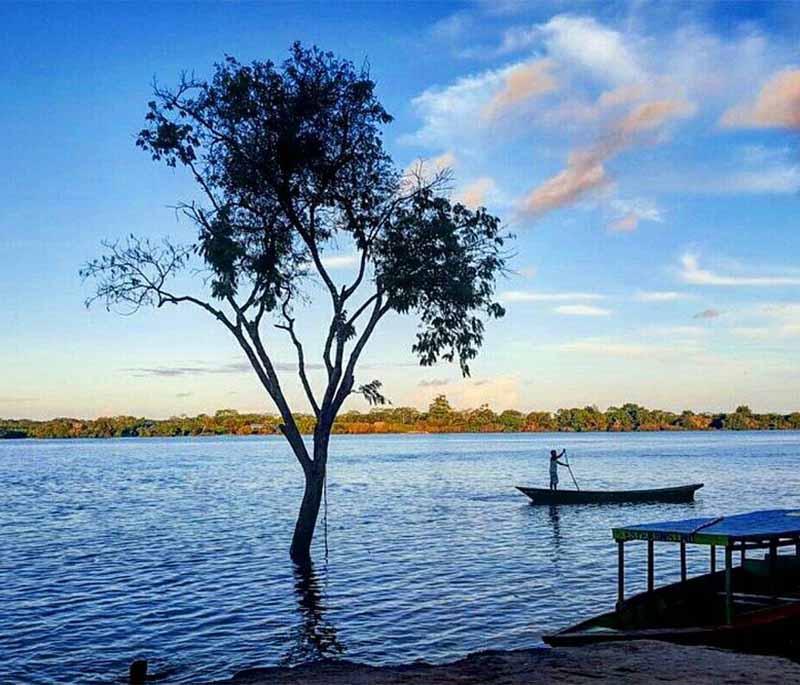 Yarinacocha - A large oxbow lake near Pucallpa, known for its wildlife and indigenous Shipibo communities.